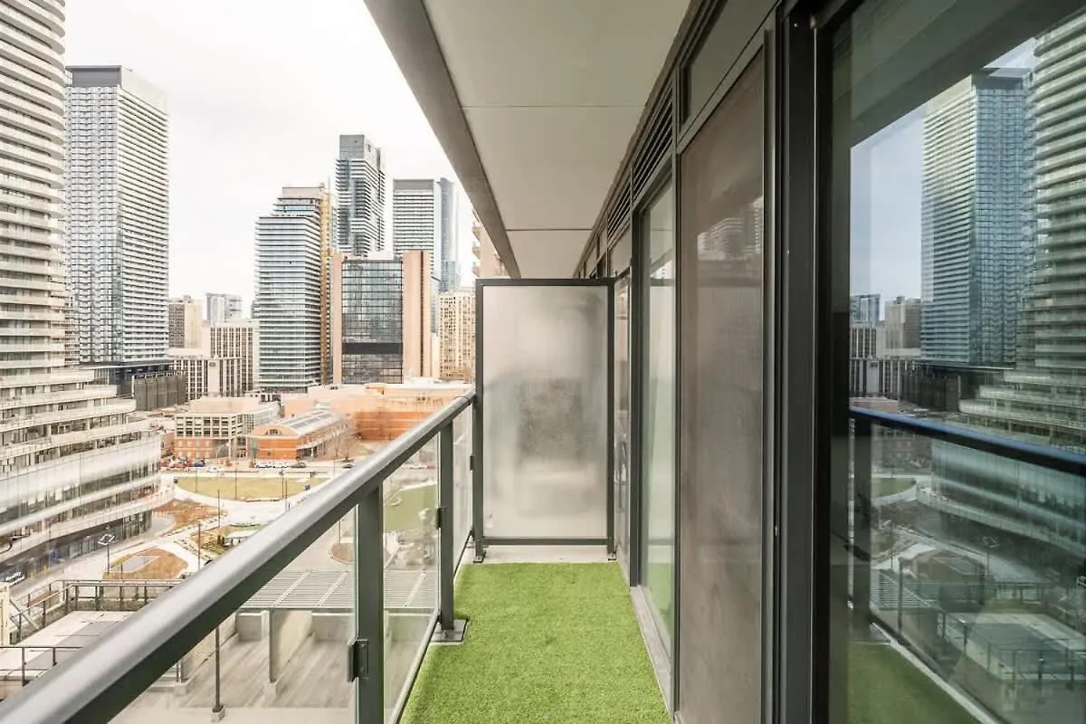 Luxury 1Bdr Condo In Downtown Toronto Kanada
